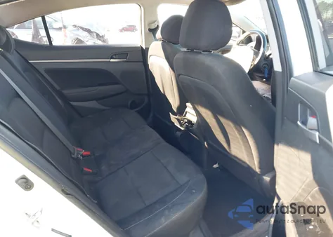 2018 Hyundai Elantra Sel z USA, uszkodzony, nr VIN 5NPD84LF1JH263538